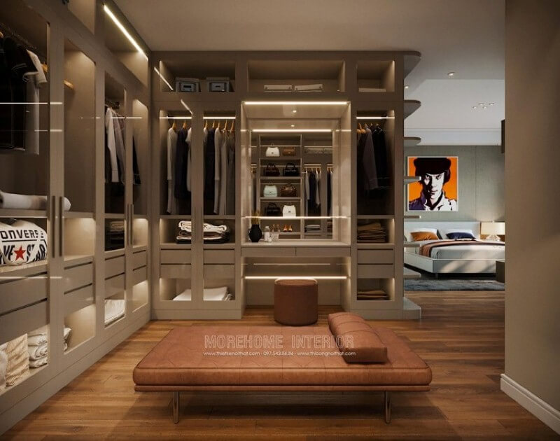Sắp xếp nội thất phòng ngủ vợ chồng ấn tượng với tủ quần áo lớn nhiều hộc tủ. Mẫu nội thất chung cư